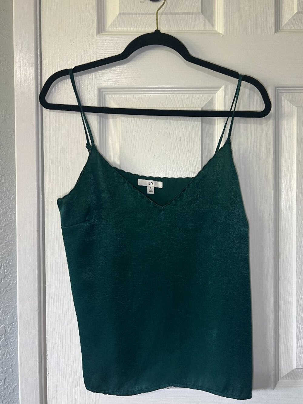 BP. Nordstrom Emerald Green Satin Scalloped Cami